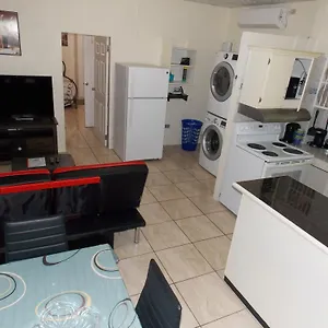 Stewart Apt- Trincity, Airport, Washer, Dryer, Office, Cable , Wifi Trincity